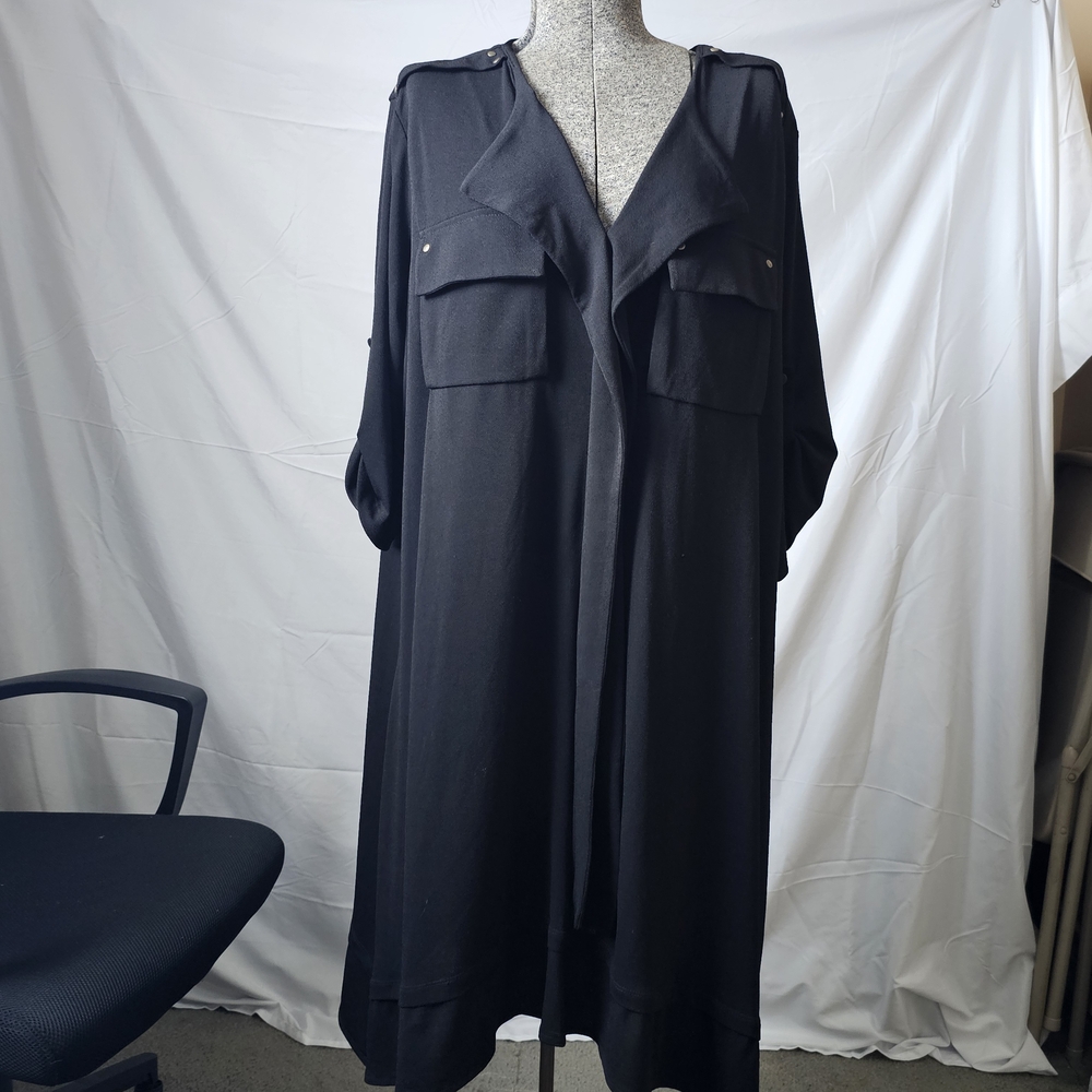 Black 3/4 Sleeve Dress